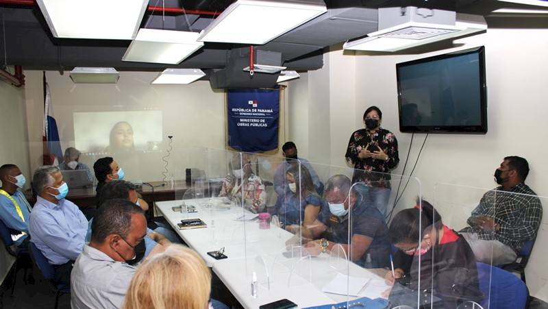 MOP convoca reunión interinstitucional para tratar problemática de inundaciones en Plaza Valencia