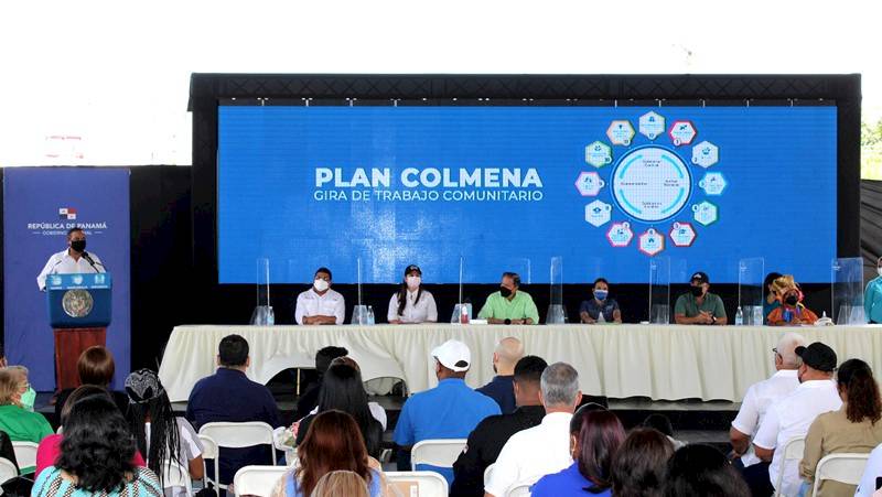 Presidente Cortizo y ministro Sabonge entregan orden de proceder para poner en marcha el programa de “Horas Máquinas”