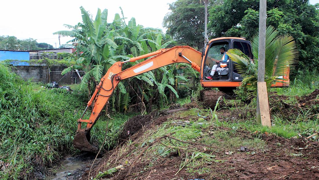 Se intensifica trabajos de dragado en La Pesa, de La Chorrera para evitar inundaciones