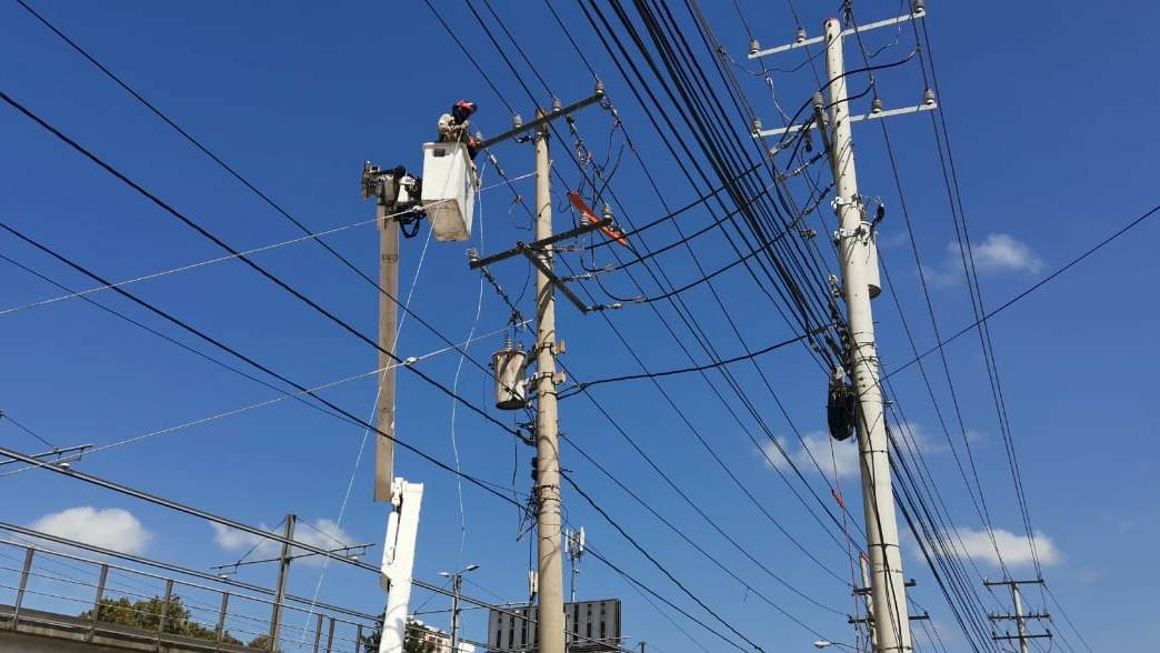 Interrupciones de energía eléctrica en puntos de la vía Transístmica el 1 de agosto