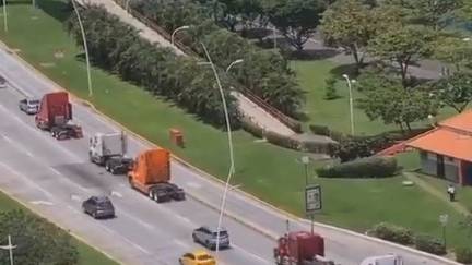 Transportistas de carga contenerizada se reúnen con CCIAP , denuncian malas prácticas por parte de las navieras