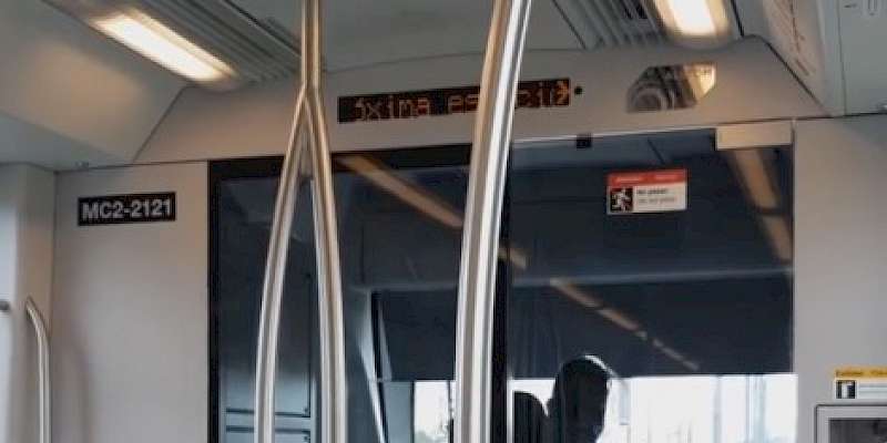 Captan a operador del Metro de Panamá dumiéndose en la cabina, MPSA responde al video difundido en redes