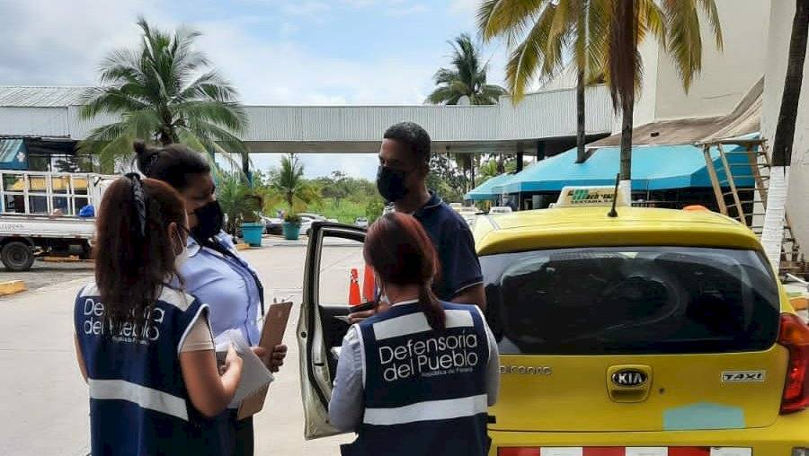 Inician inspecciones en paradas y piqueras del transporte selectivo
