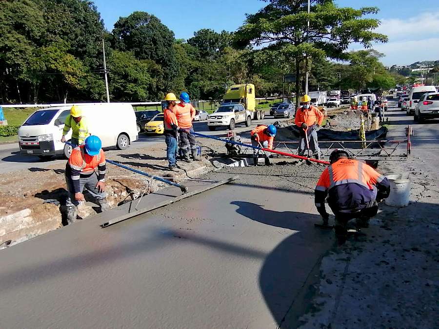 Avanzan los trabajos de rehabilitación en la vía Tumba Muerto