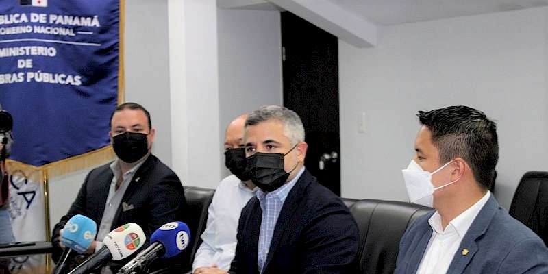 Ministro del MOP presenta cronograma de trabajo a gremios de la industria marítima, logística y comercial de la provincia de Colón