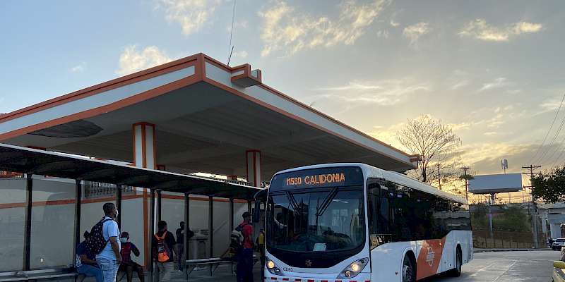 MiBus anuncia estrategias ante la crisis mundial energética y de logística