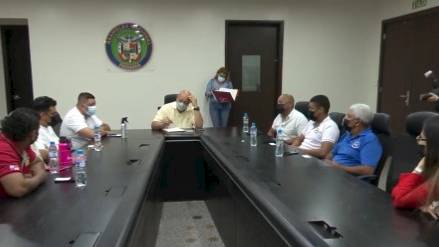 Transportistas piden la mediación del presidente de la Asamblea