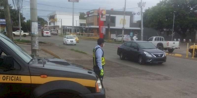 Se extiende la suspensión provisional para las sanciones por placa vencida y prórroga en vigencia de las licencias