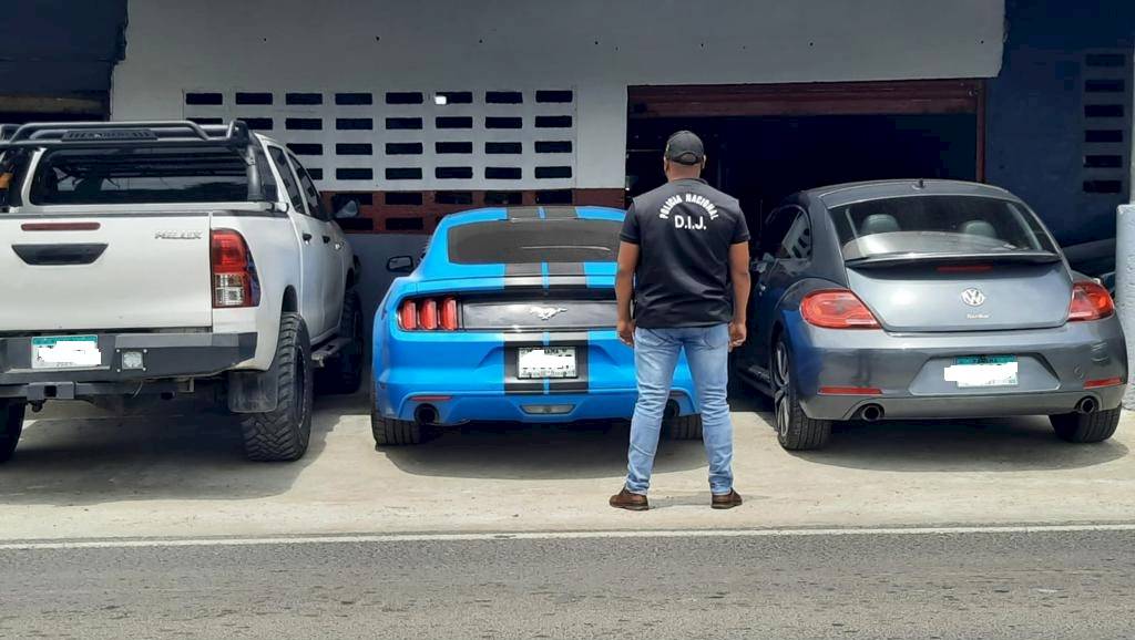 La Policía Nacional recupera más de 100 vehículos hurtados