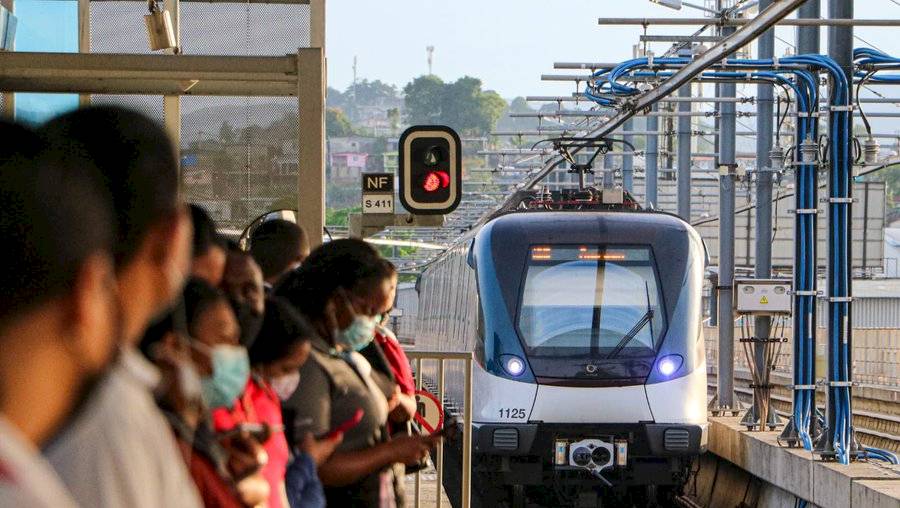 Metro de Panamá : Desde el 11 de julio, los usuarios que ingresen a la zona de torniquetes, andenes y trenes debe usar mascarilla