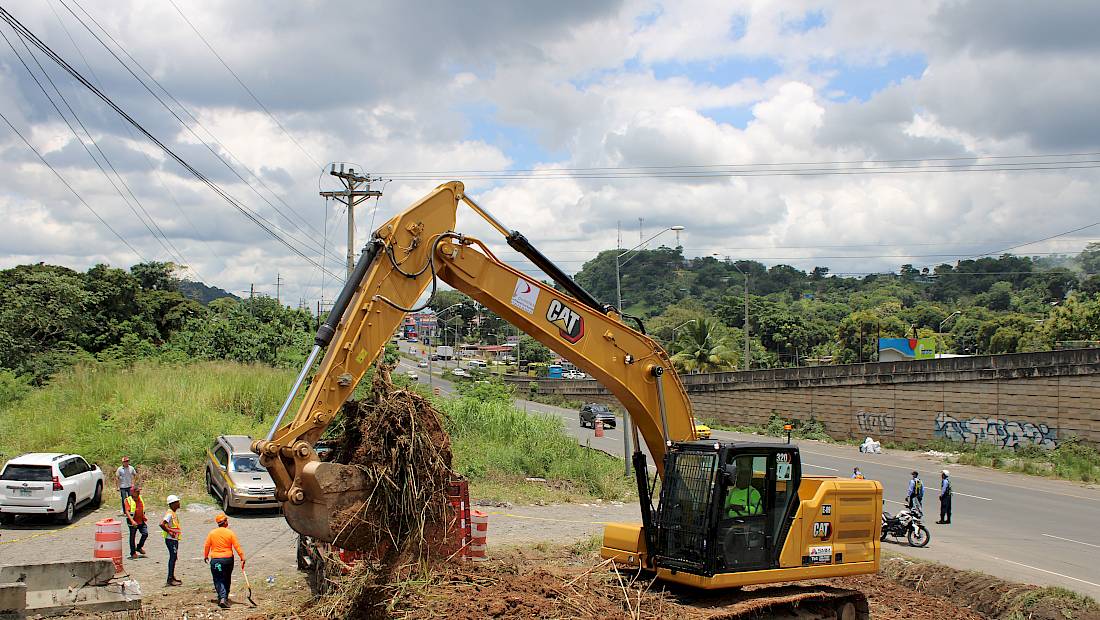 Reanudan construcción del proyecto de Ampliación a seis Carriles del Corredor de Playas