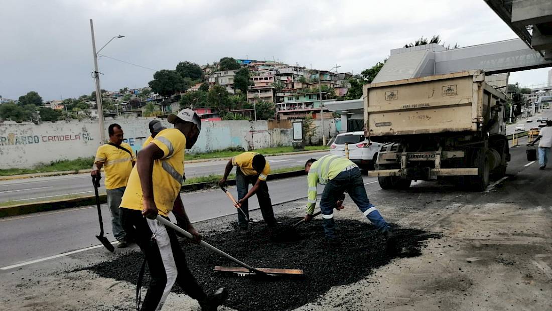 Inicia jornada de parcheo desde el puente vehicular de San Miguelito hasta San Antonio