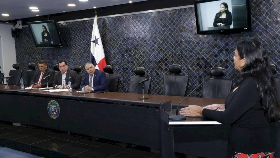 Se analiza propuesta que establece la cancelación de manera inmediata de la licencia de conducir por embriaguez comprobada