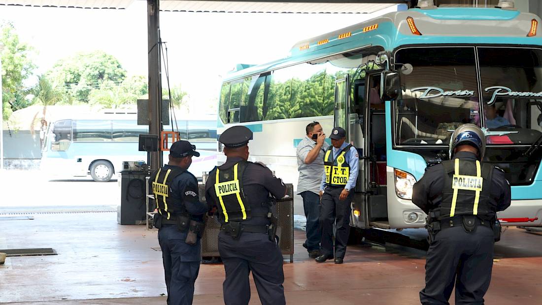 ATTT mantiene inspecciones a buses en la provincia de Darién