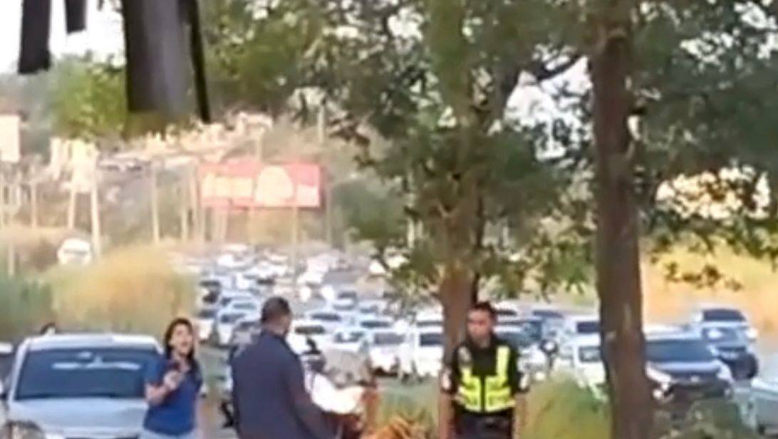 Se imputan cargos por lesiones personales y delito contra un servidor público a hombre que agredió a un policía