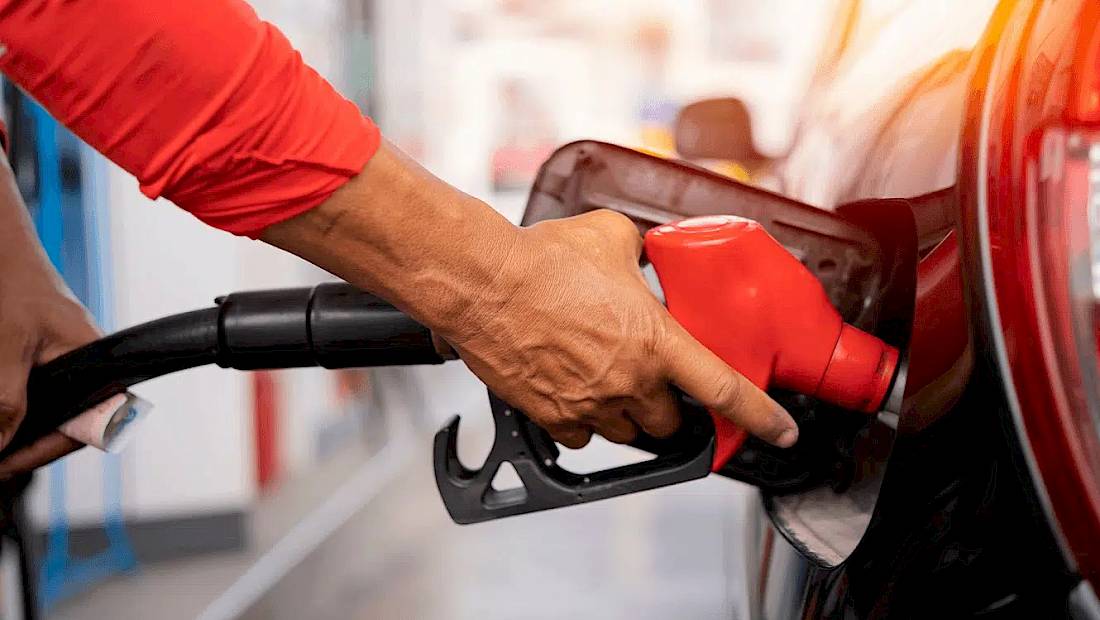 Se extiende el precio fijo del combustible