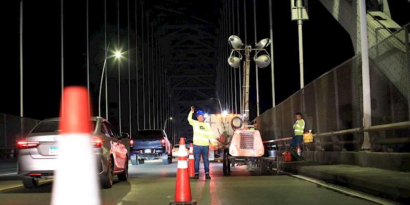 Funcionarios del MOP realizan inspección en el Puente de Las Américas