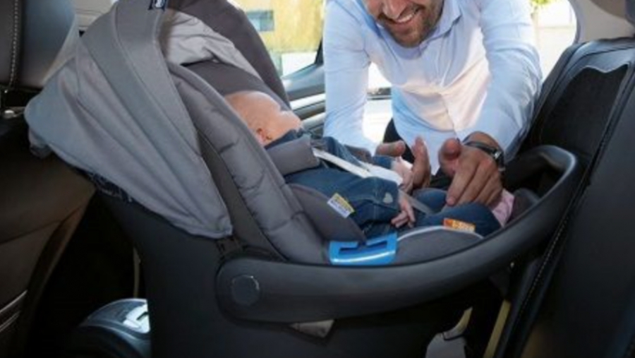 Aprueban regulación de uso obligatorio de sillas de retención infantil