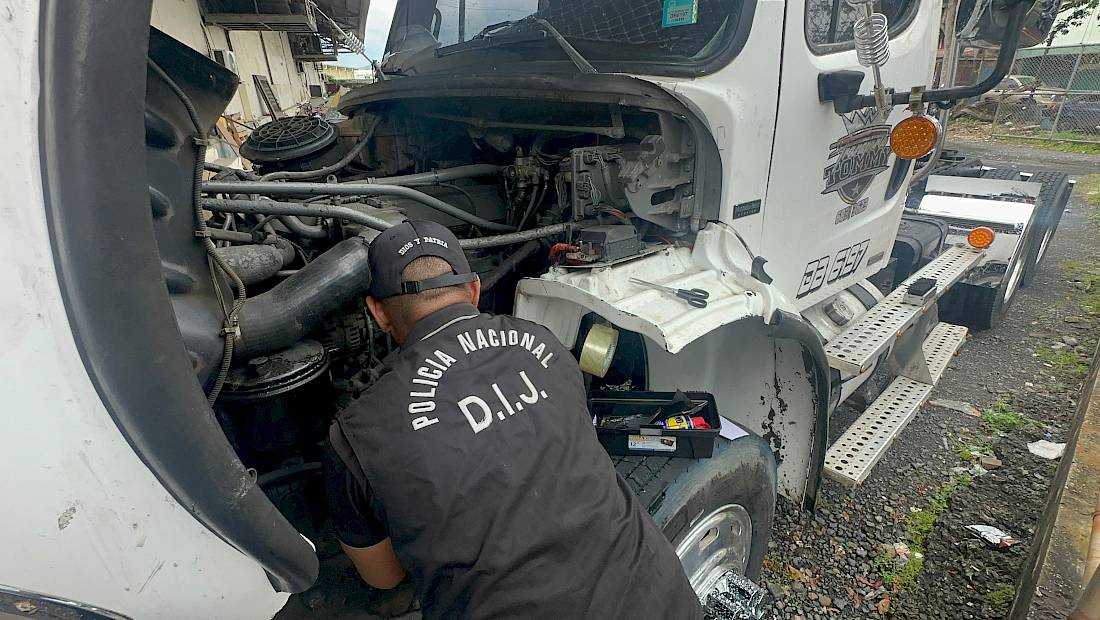 DIJ recupera camión propiedad del estado que iba ser inscrito con documentos alterados