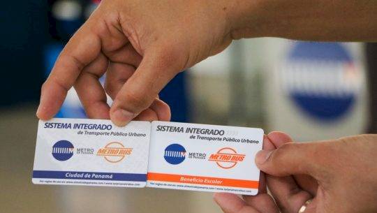ATTT entregará tarjetas escolares gratuitas para estudiantes de primer ingreso